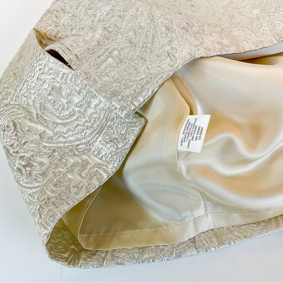 Lord & Taylor Dresses & Skirts - LORD & TAYLOR Silver Metallic Abstract Design Skirt - Size 12